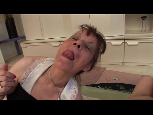 ❤️ Duha ka lola ug usa ka apohan adunay tulo ka lalaki ☑ Porno sa amon ❌❤