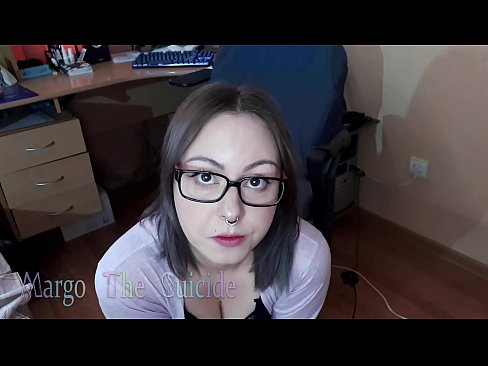 ❤️ Ang Sexy nga Babaye nga adunay Salamin Nagsuso sa Dildo sa Lalim sa Camera ☑ Porno sa amon ❌❤